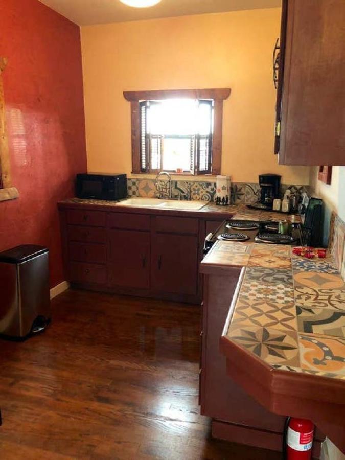 Bed and Breakfast El Viejo Adobe - Across From Sul Ross Campus Alpine Exteriér fotografie